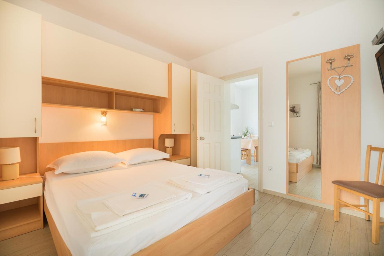 Appartamento con 1 Camera da Letto (2 Adulti)