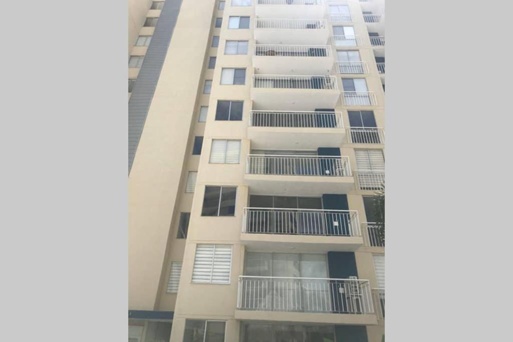 Apartamento cómodo con todo lo que necesitas con Aire Acondicionado !! - B&B