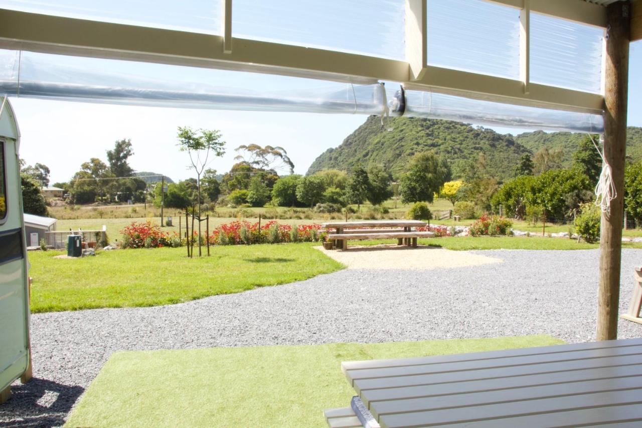 B&B Takaka - The Woolshed Caravans - Bed and Breakfast Takaka