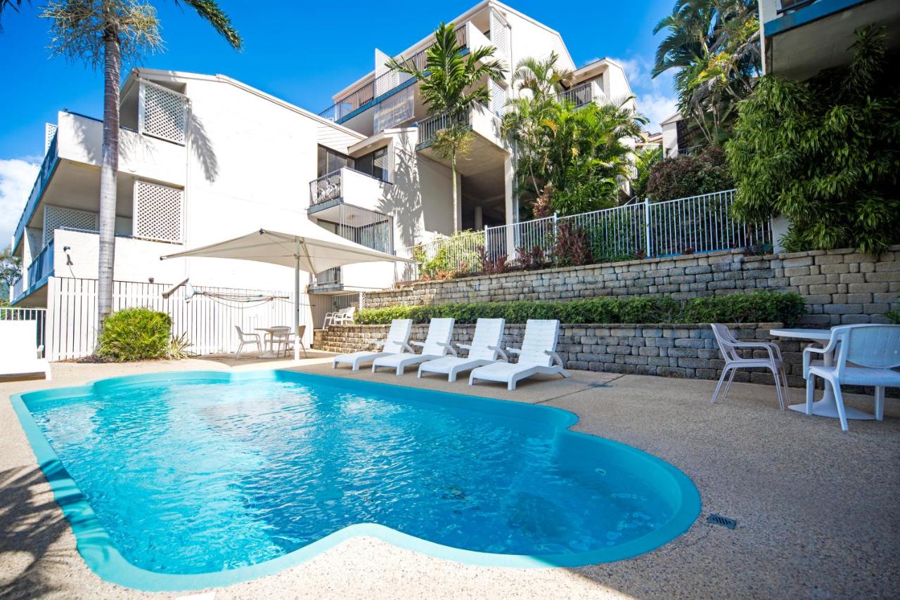 OCEAN VIEWS 10A - B&B Airlie Beach