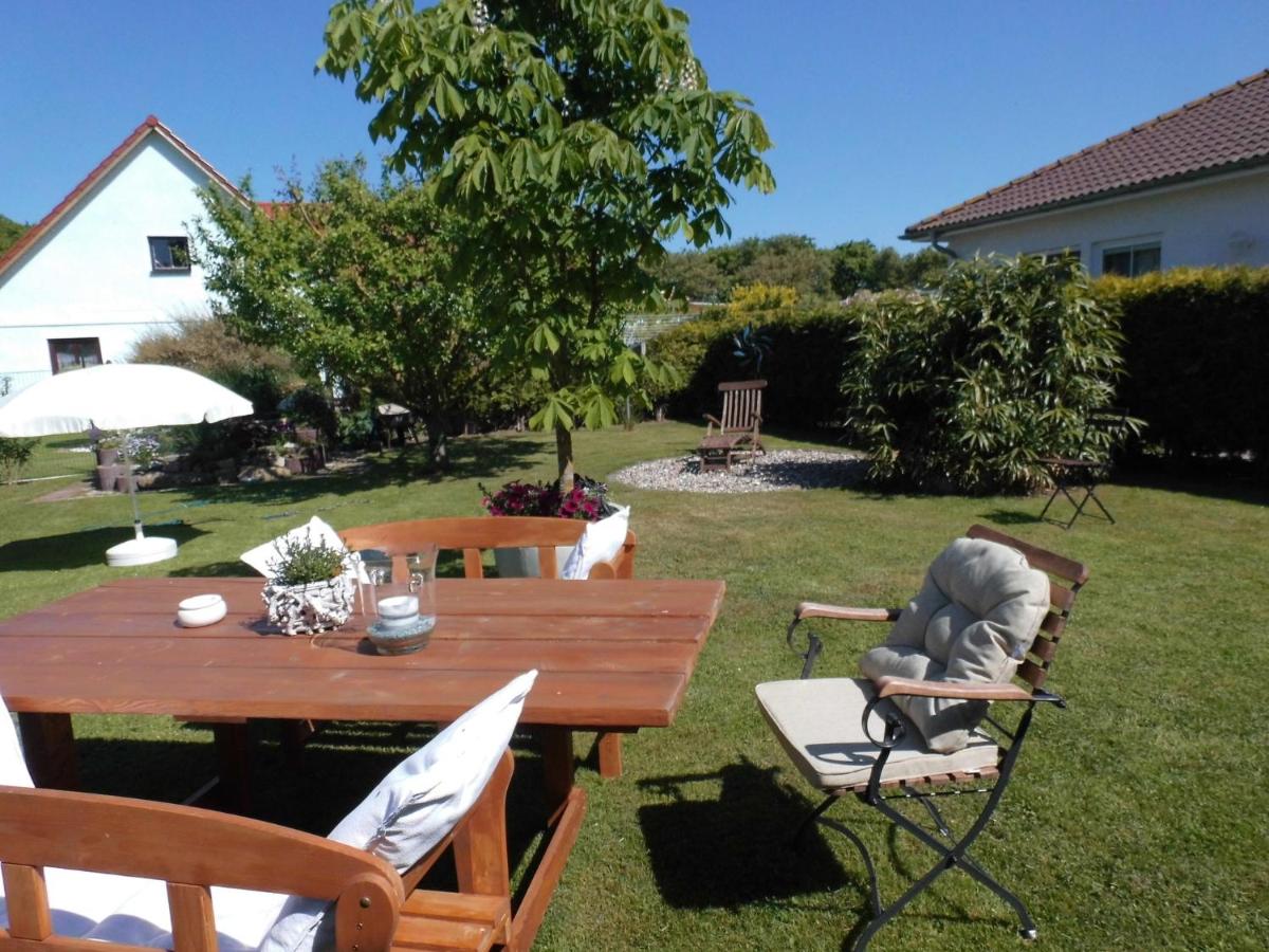 B&B Pepelow - Apartment in Pepelow with Roofed Terrace, Garden, Barbecue - Bed and Breakfast Pepelow