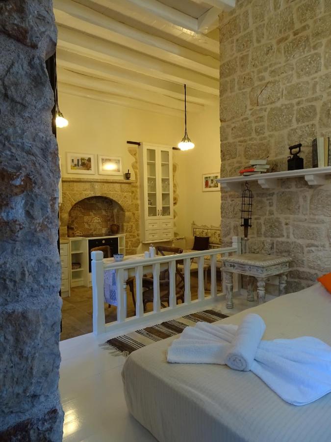 B&B Halki - Muse Mese - Bed and Breakfast Halki