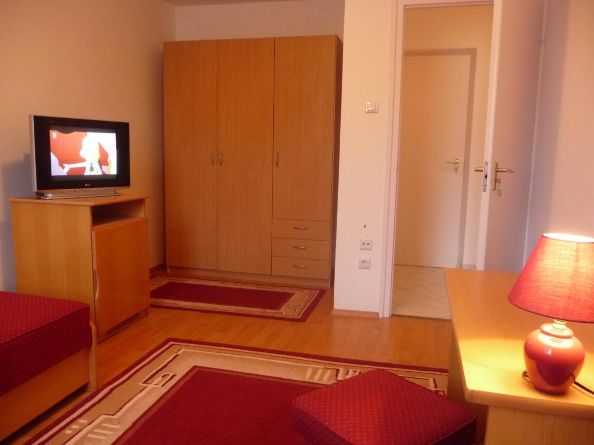 Triple Room with Garden View - Attic