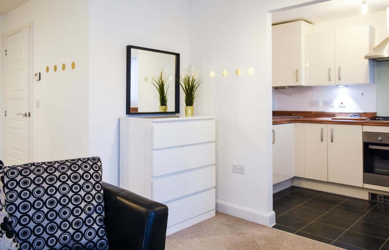 B&B Warwick - 1 Bedroom Apartment Leamington Spa Hosted By Golden Key - Bed and Breakfast Warwick