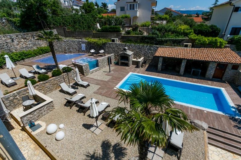 Apartments Petra Krk - Bed and Breakfast