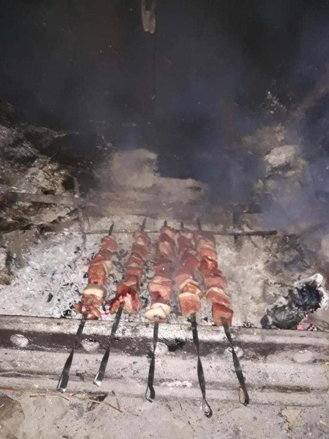 Guest House Khatuna - Ferienwohnung Bordschomi