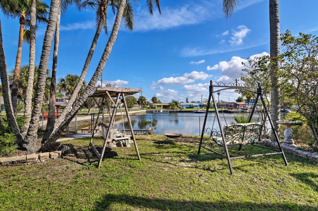 Walk to Gulf Home with Boat Dock in Hudson! - Bed and Breakfast