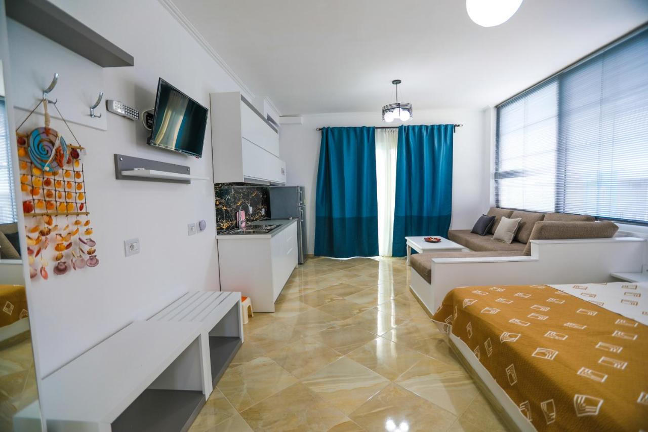 Camera Tripla Superior con Vista Mare