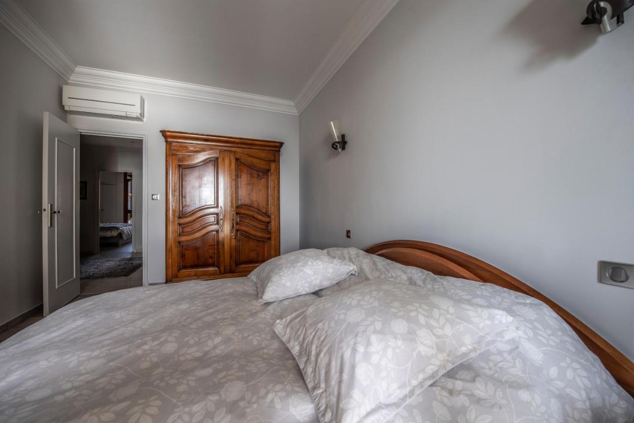 Appartamento con 3 Camere da Letto