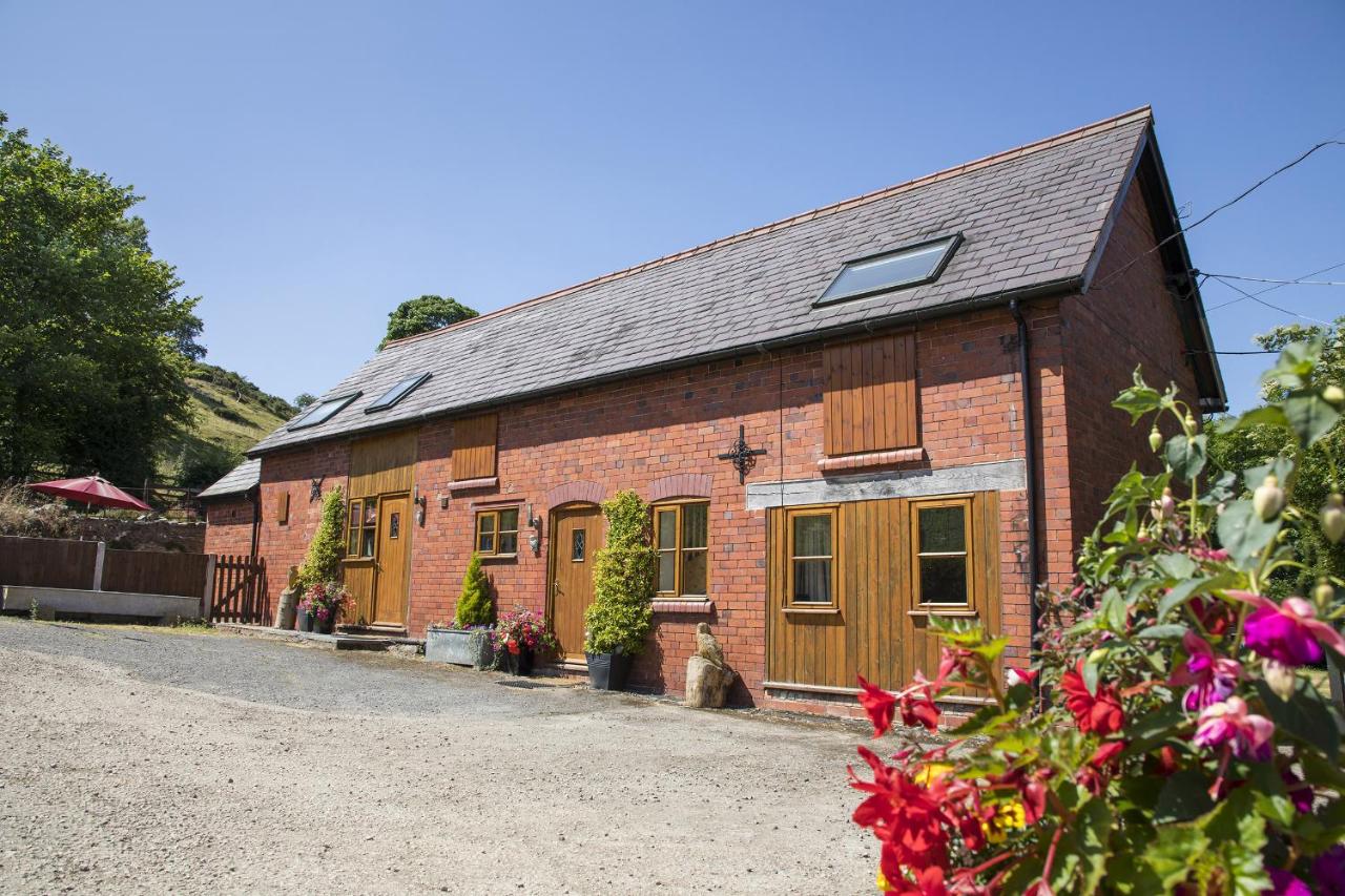 B&B Llangollen - Finest Retreats - 2 Bed Llangollen Cottage - Sleeps 4 - Bed and Breakfast Llangollen