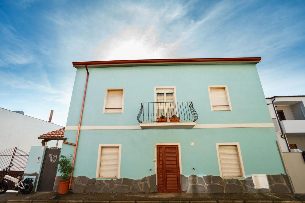 Alle Pavoncelle casa vacanze con terrazzo di 50 mq - B&B Portoscuso