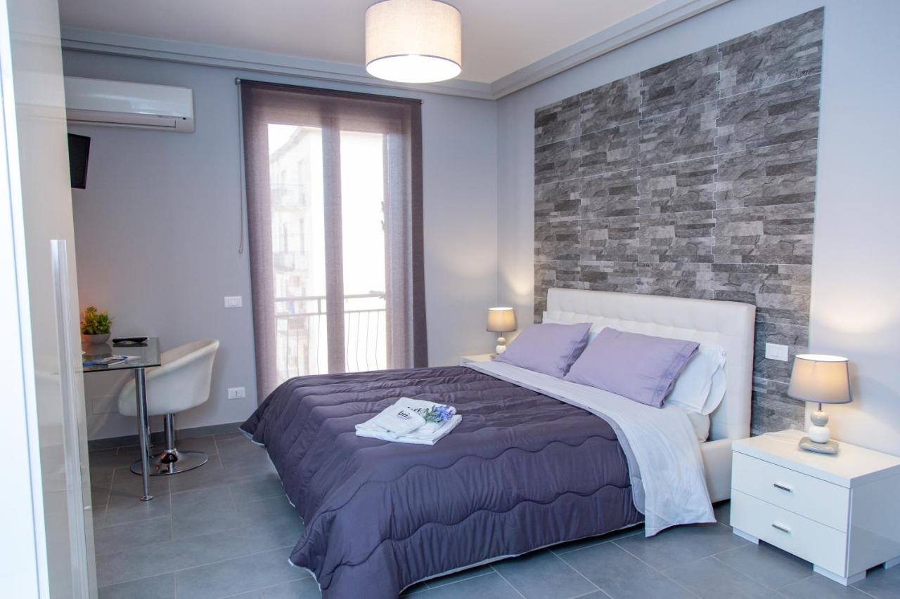 Queen Room with Balcony