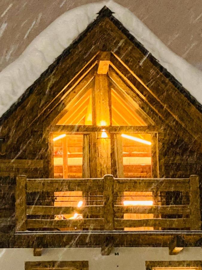 Le Chalet Luxury Apartment - B&B Livigno