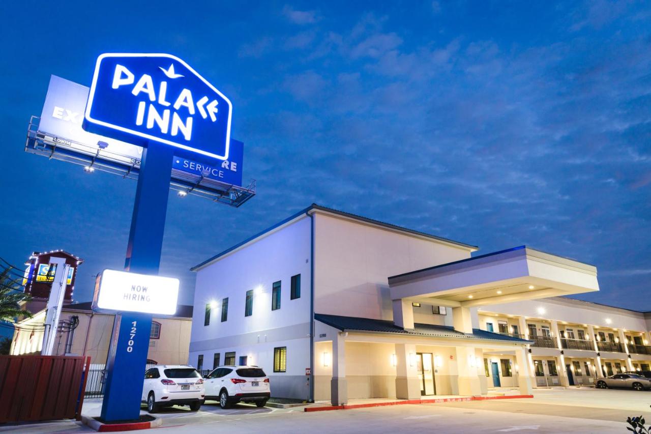 Palace Inn Blue Federal Road - B&B Houston