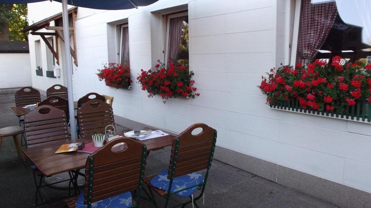 Gasthof Lindenkrug - Bed and Breakfast