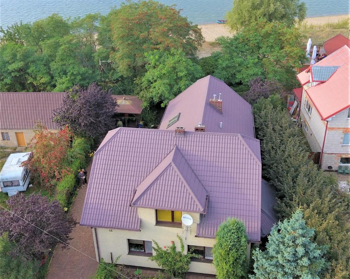 Pokoje przy plazy-U Marynarza-Rewa - B&B