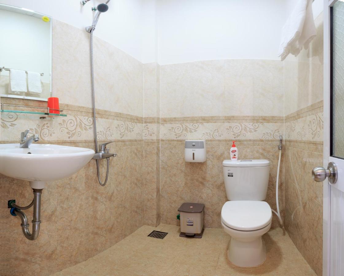Twin Room with Private Bathroom