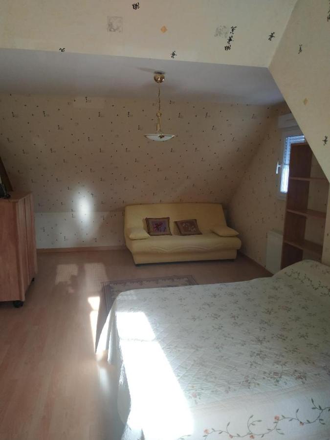 Quadruple Room with Shared Bathroom