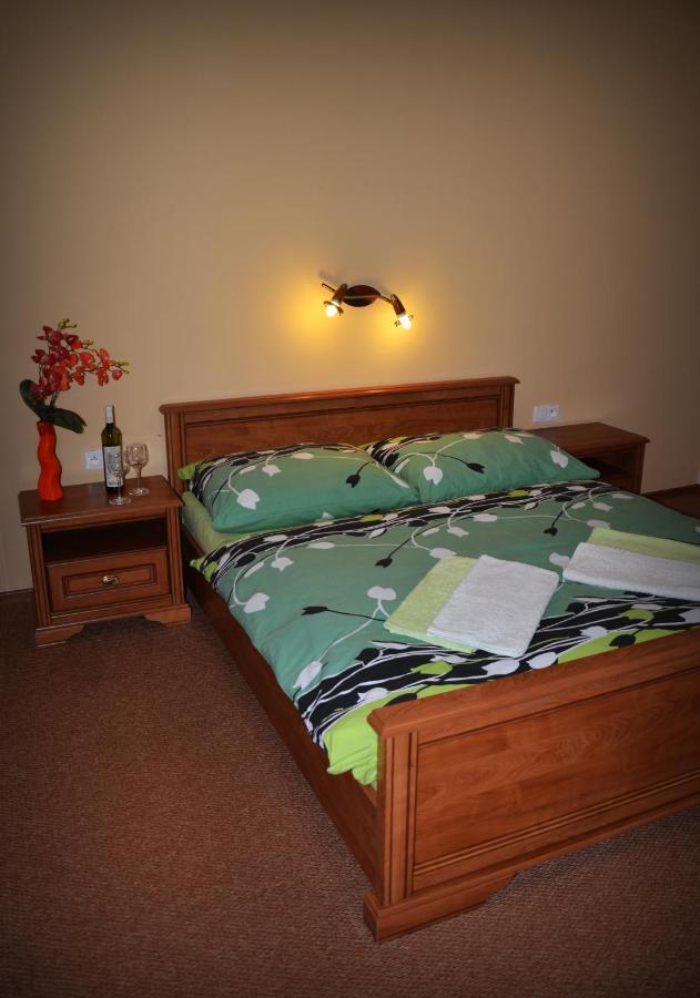 Doppelzimmer mit Küchenzeile