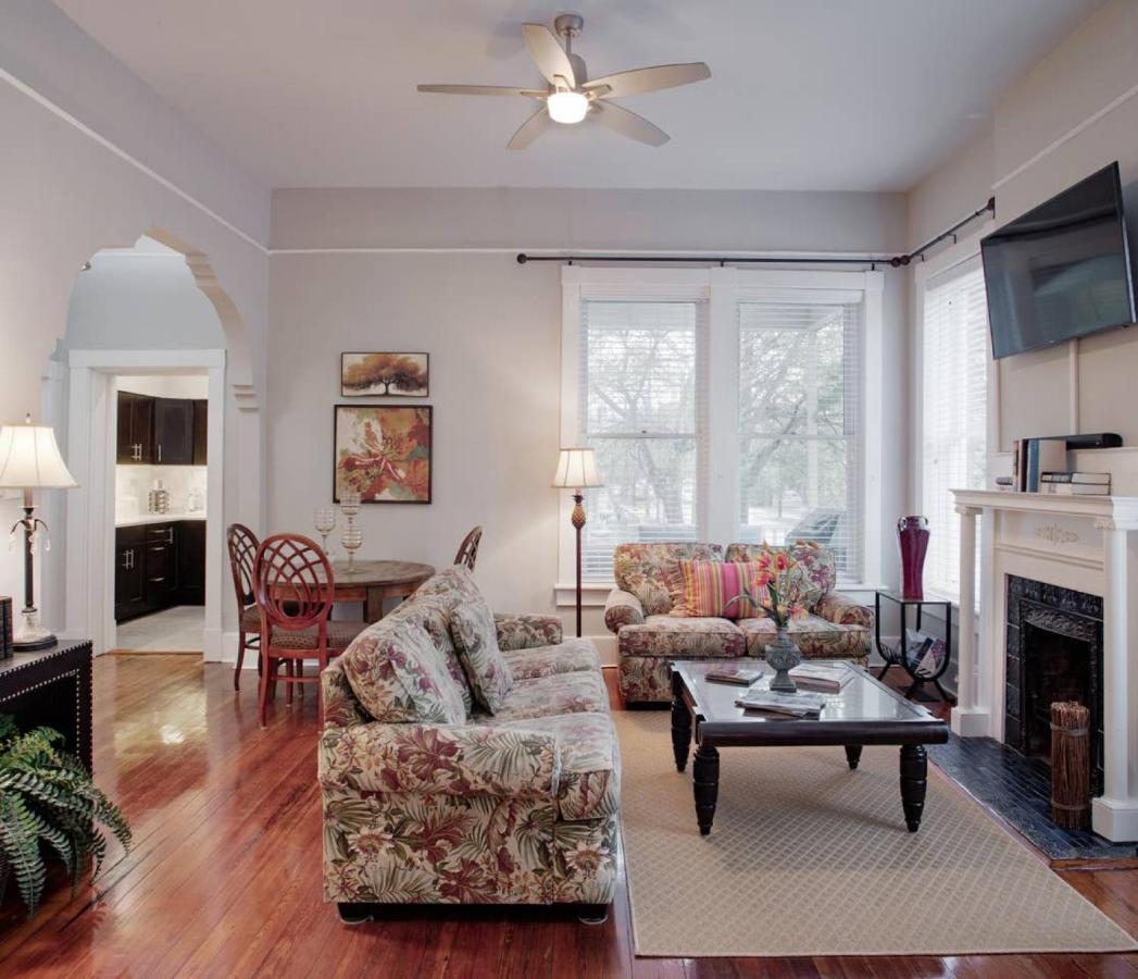 B&B Savannah - Newly Renovated Stunning Space - Bed and Breakfast Savannah