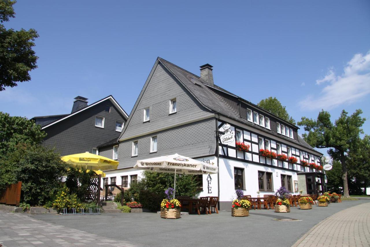 B&B Winterberg - Ferienwohnungen Landgasthof Gilsbach - Bed and Breakfast Winterberg