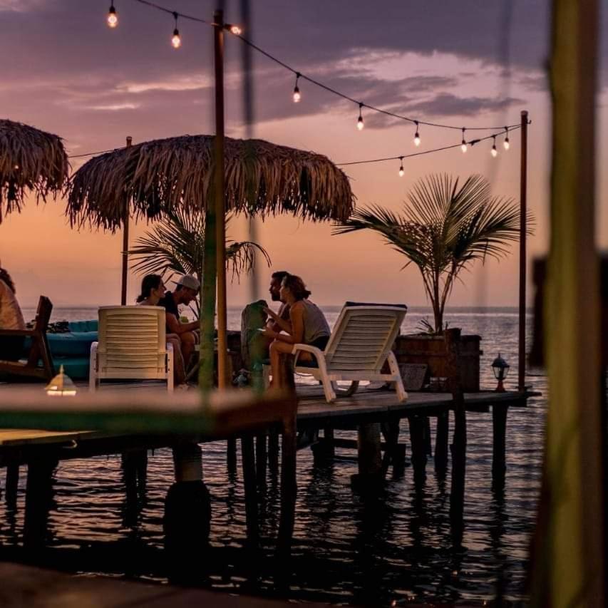 Barrbra BnB Over The Sea - B&B Bocas del Toro