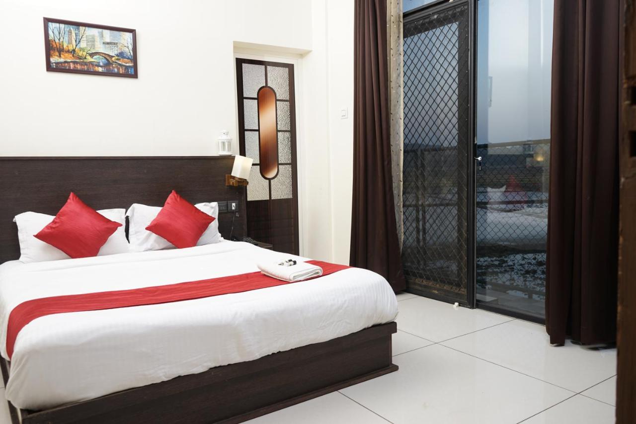 Chambre Double avec Patio