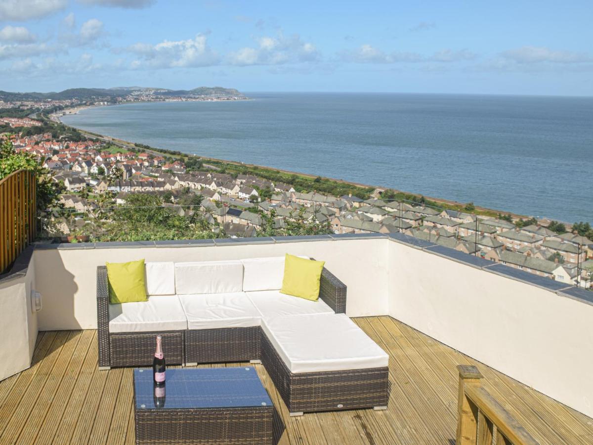 B&B Colwyn Bay - Sea-Prize View - Bed and Breakfast Colwyn Bay