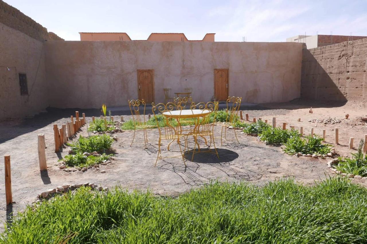 Maison bedouin Merzouga - Bed and Breakfast Merzouga