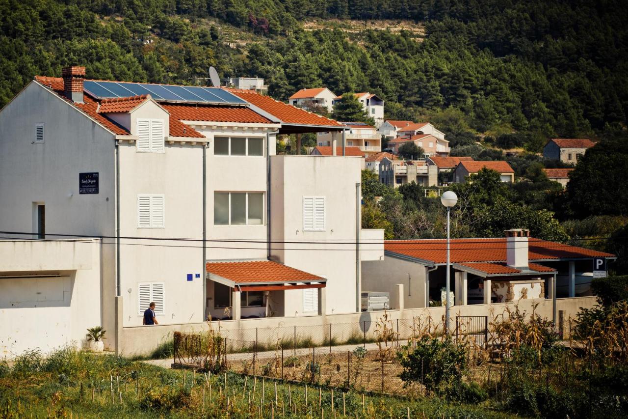 Apartments Family Magazin - B&B Žuljana