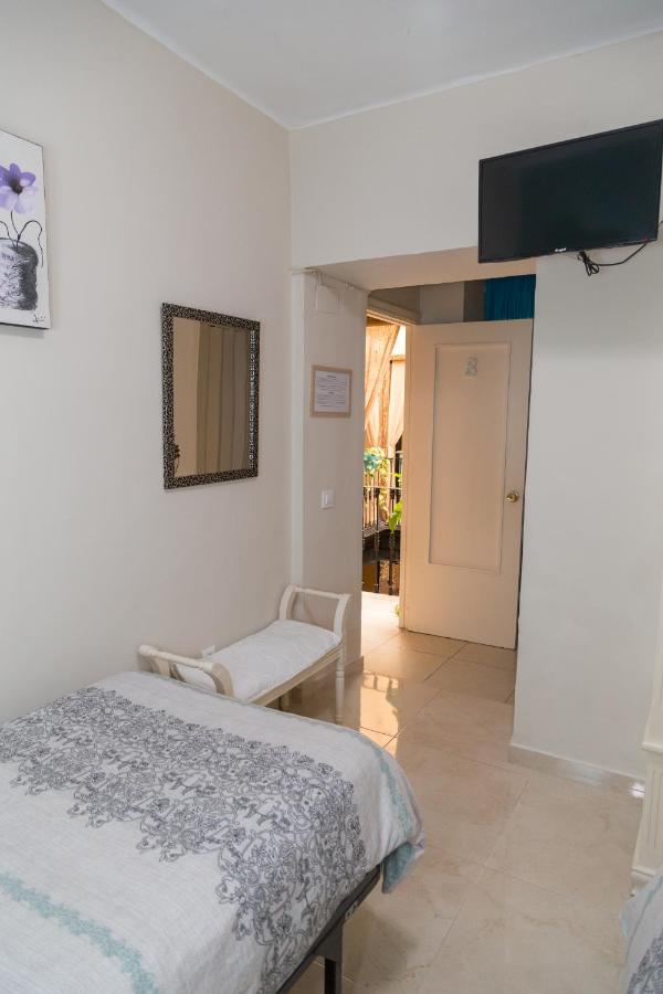 Habitación Doble con baño privado - 2 camas