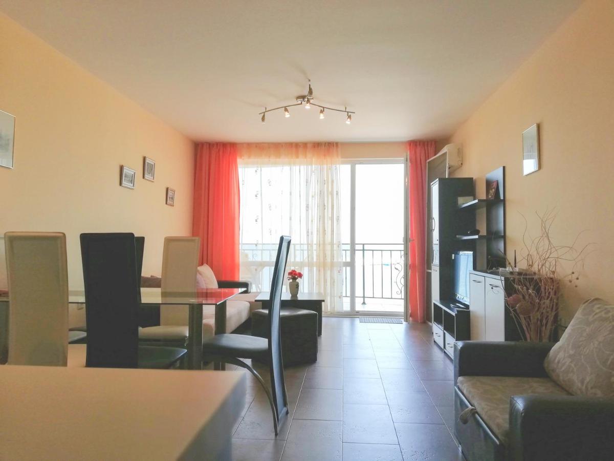 Appartamento con 1 Camera da Letto - Lato Mare