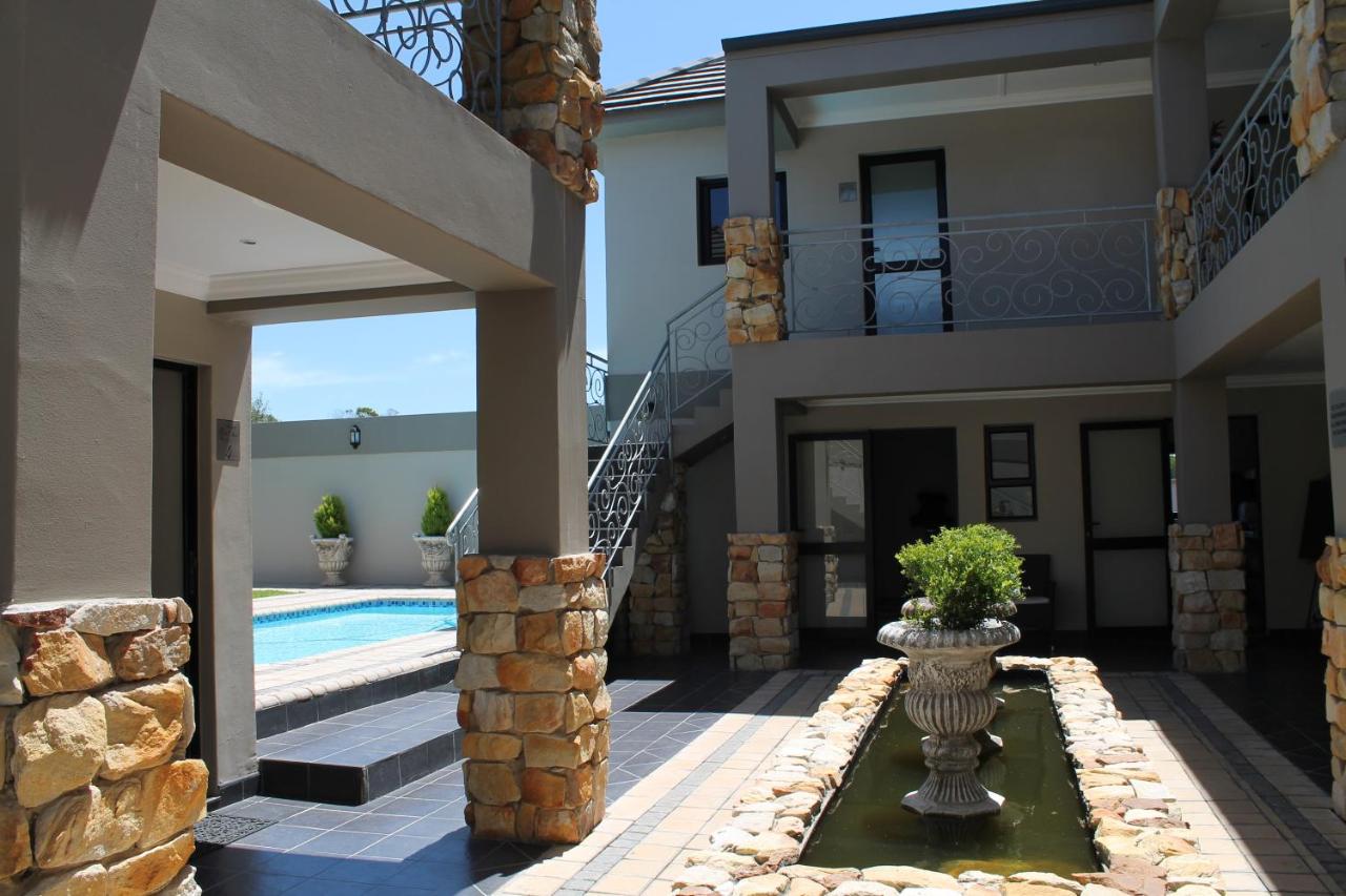 Stone Olive - Bed and Breakfast Jeffreys Bay