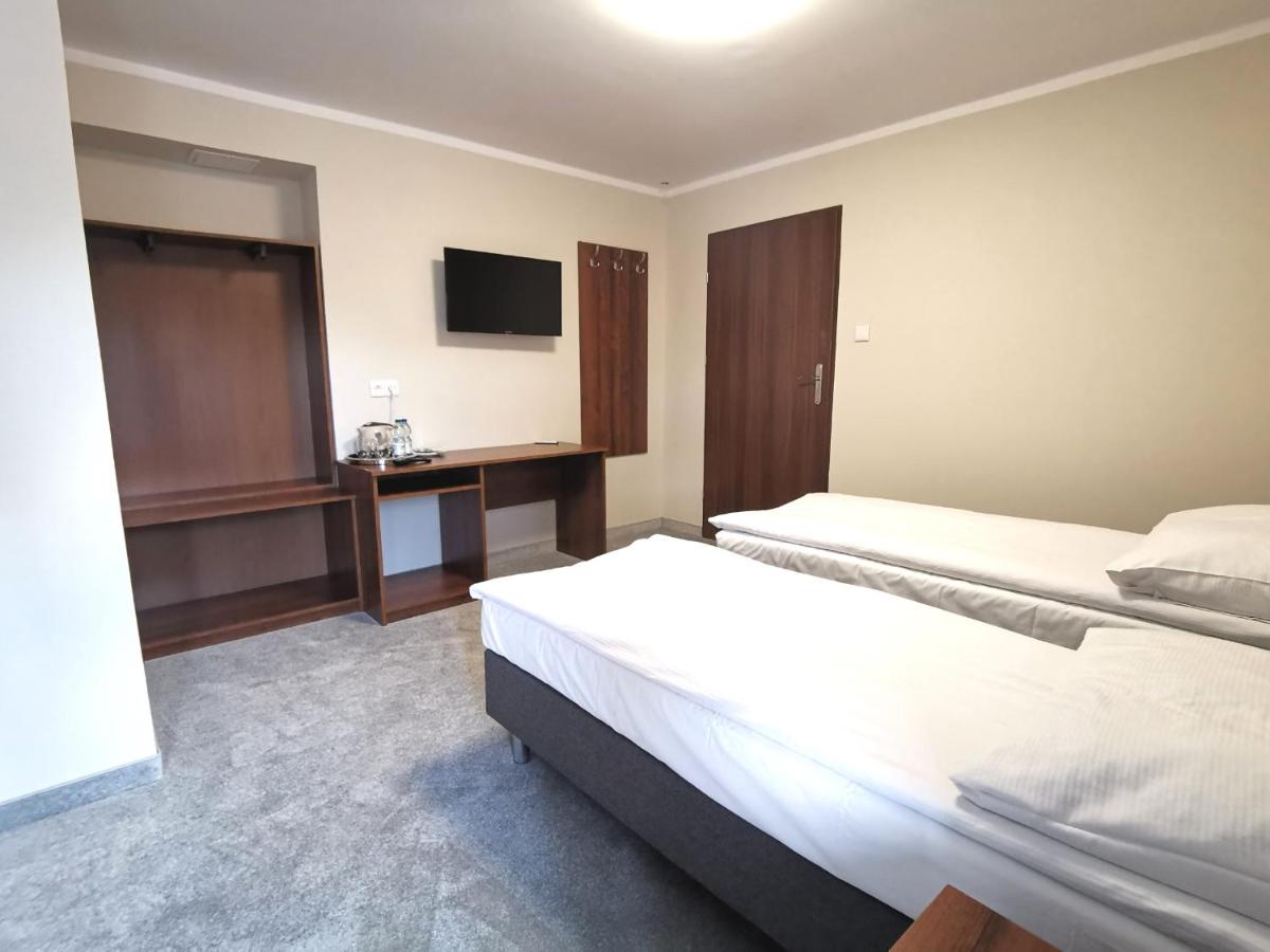 Double or Twin Room with Private Bathroom