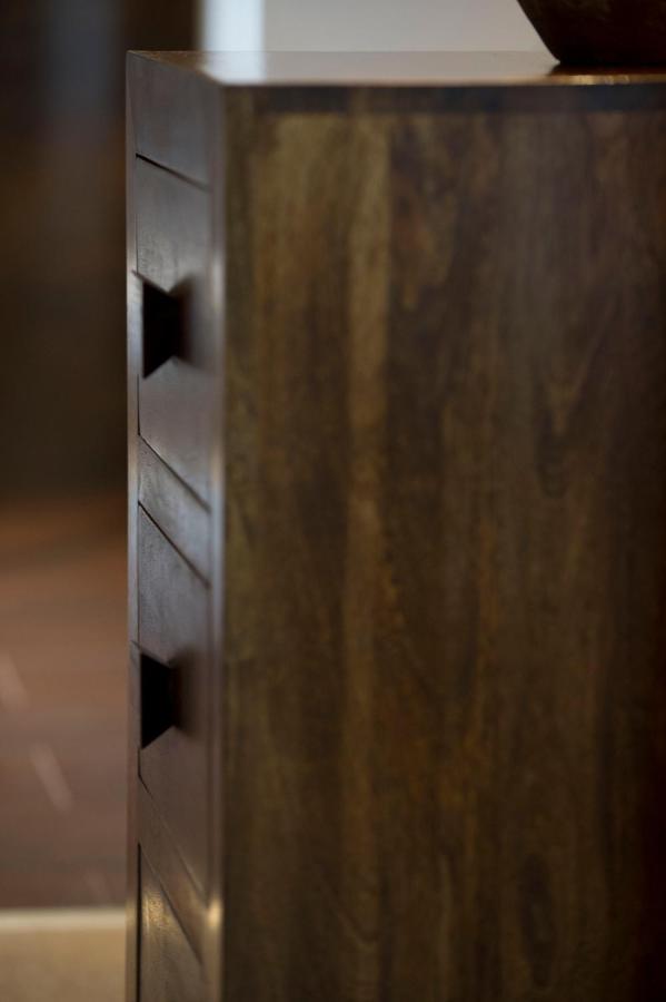 Tweepersoonskamer met 2 Aparte Bedden en Douche