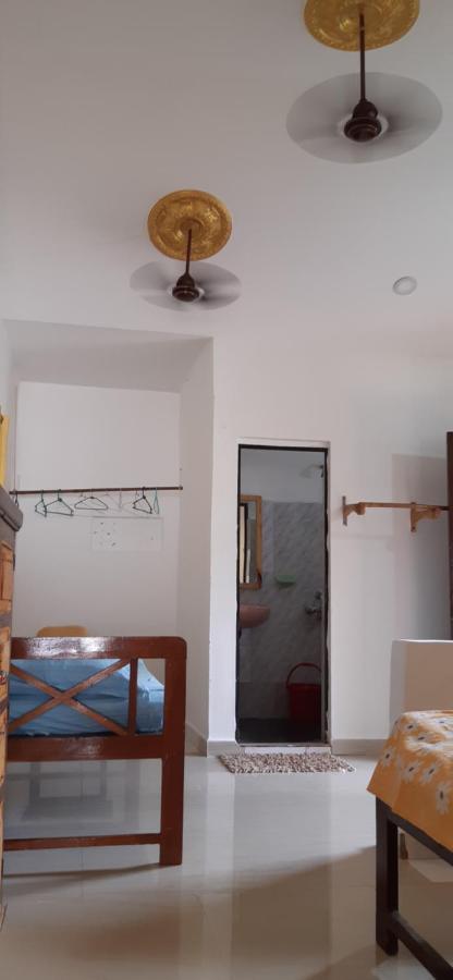Deluxe Double Room (2 Adults + 1 Child)