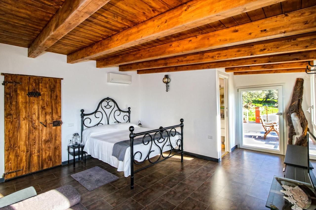 Quadruple Room with Terrace