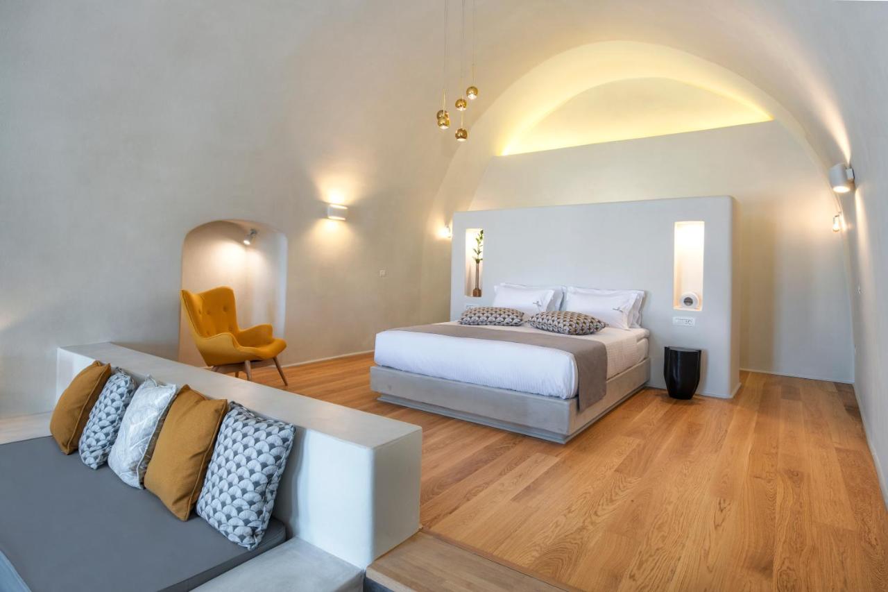 MYTH Cave Suite with private pool