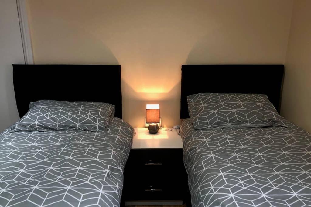 133B PARK ROAD STRETFORD MANCHESTER - Bed and Breakfast Manchester