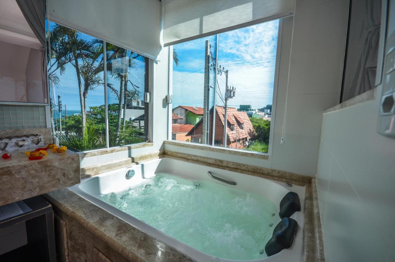 Suite Deluxe avec Baignoire Spa