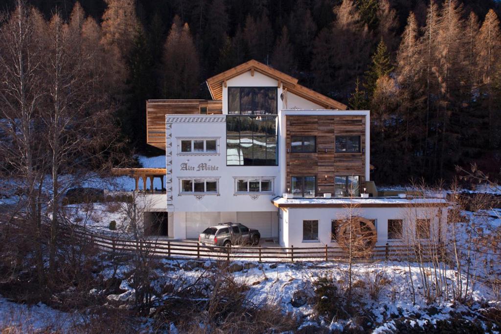 Apartment mit 2 Schlafzimmern und Balkon (6 Erwachsene)