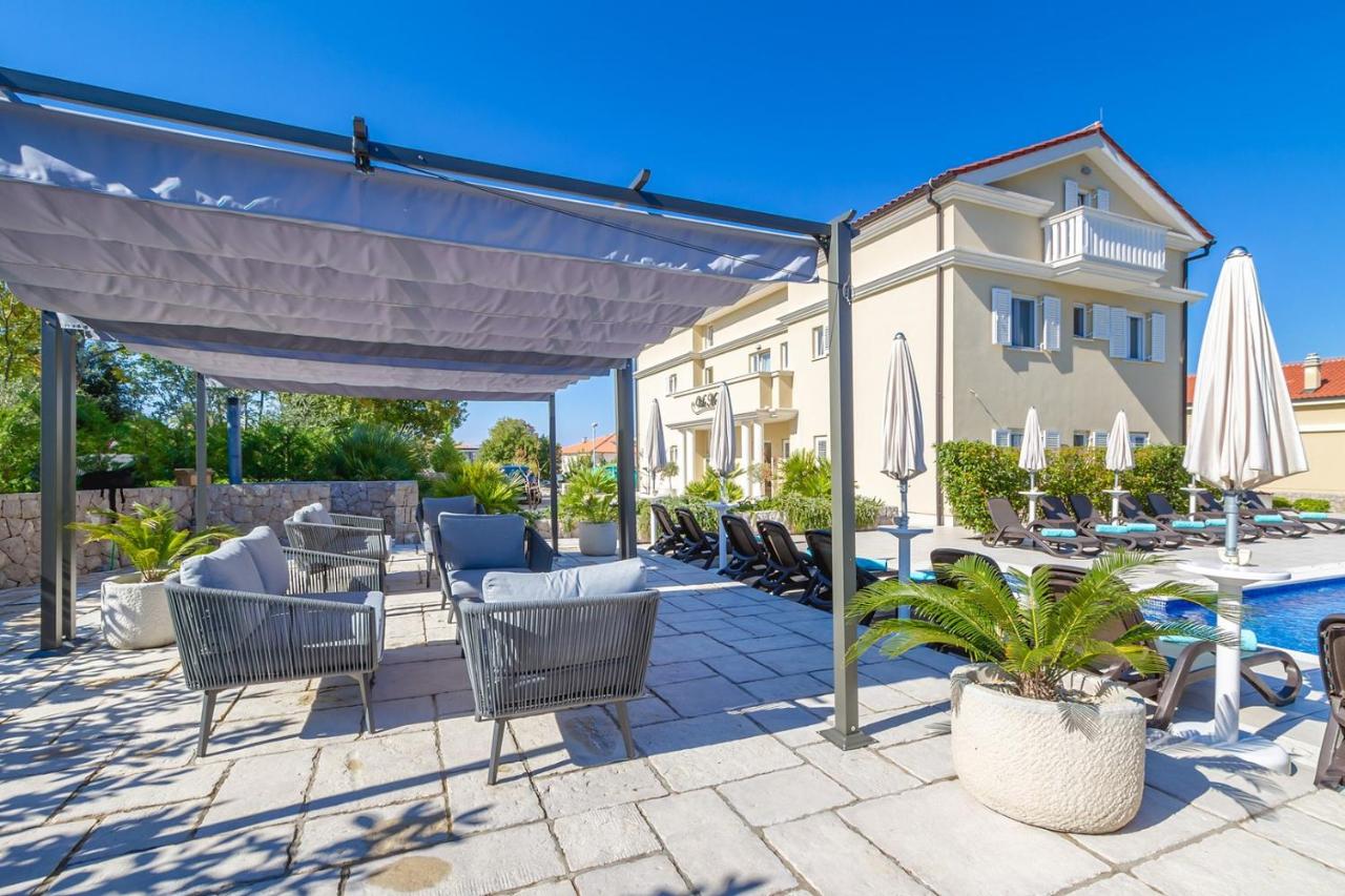 Luxury Apartments Villa Mande - B&B