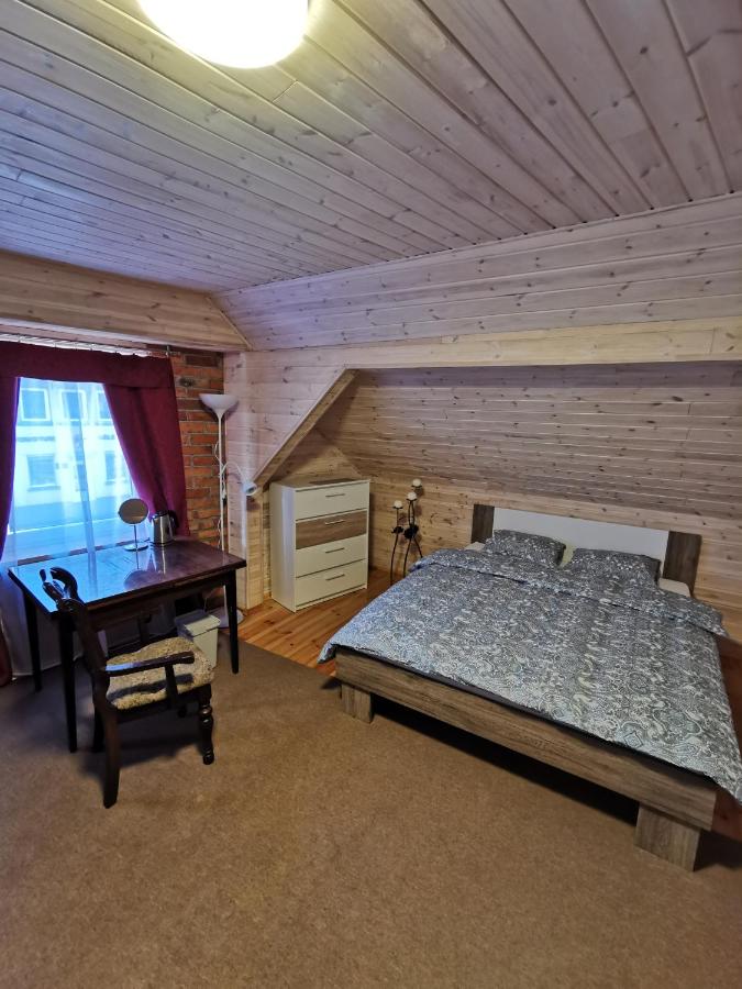 Queen Room with Shared Bathroom