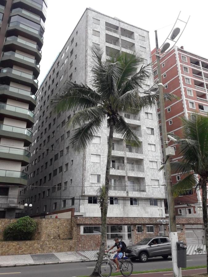 ED REI DAVI - PRAIA AVIACAO - B&B Praia Grande