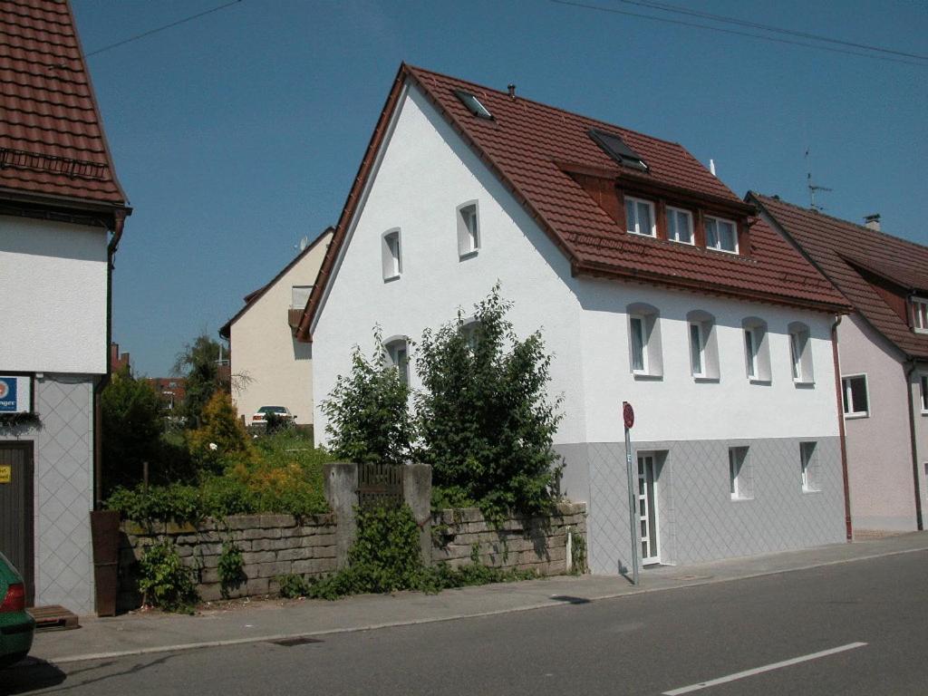 B&B Stuttgart - Das Apartmenthaus - Bed and Breakfast Stuttgart