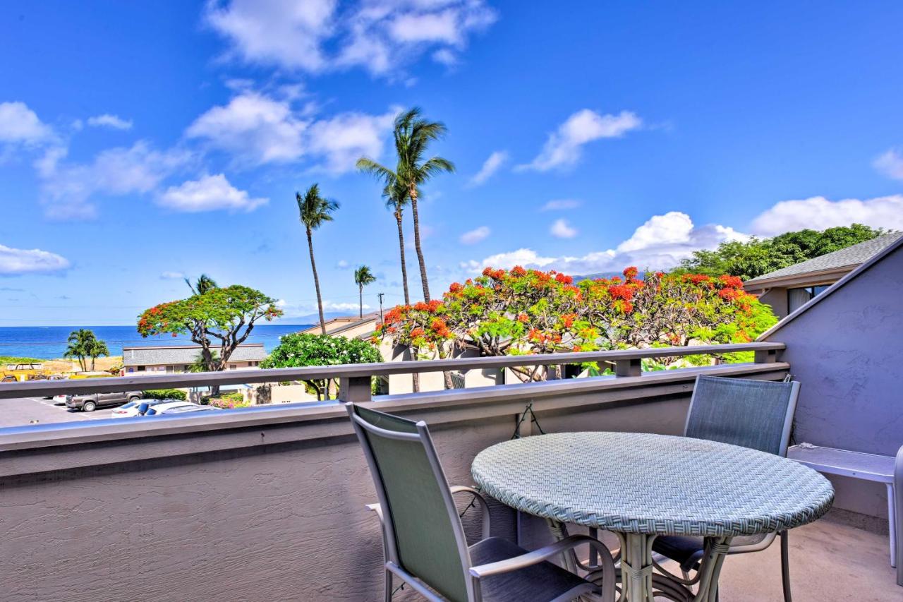 B&B Kīhei - Bright Kihei Condo with Lanai and Pool - 100ft to Beach - Bed and Breakfast Kīhei