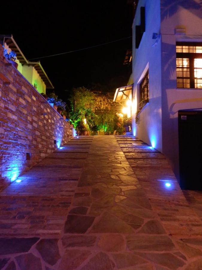 Flamingo Hotel Pelion - Seaside Superior Studios & Suites - Bed and Breakfast