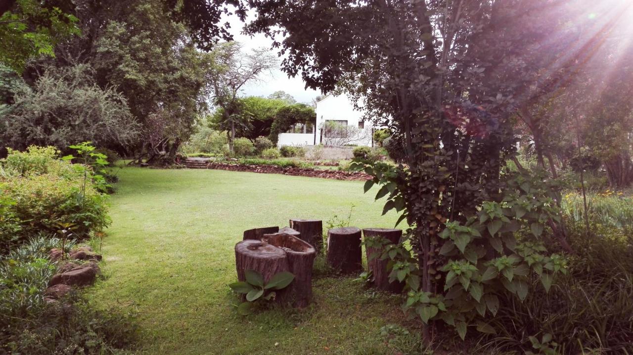 The Riverhouse Guesthouse - B&B