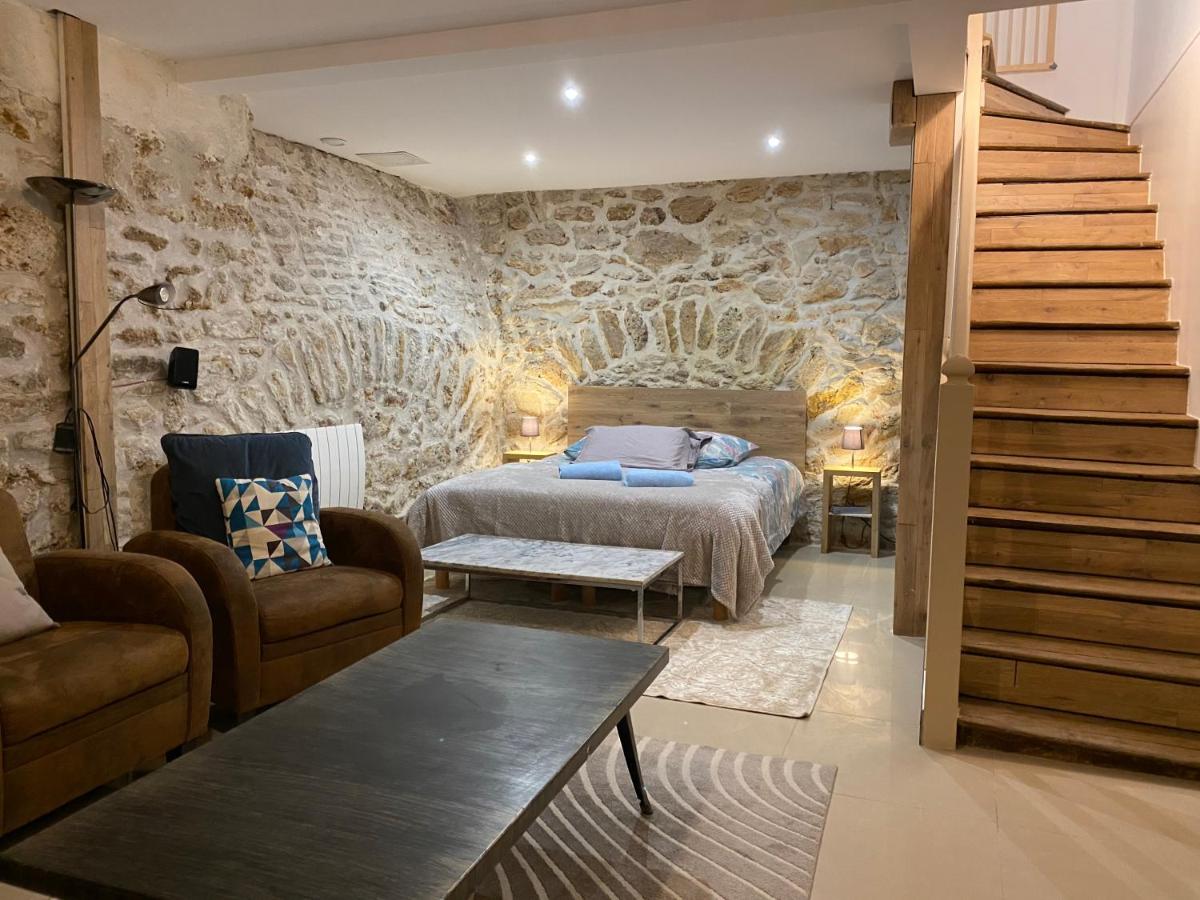 Large and unique souplex 60sqm, well located - B&B