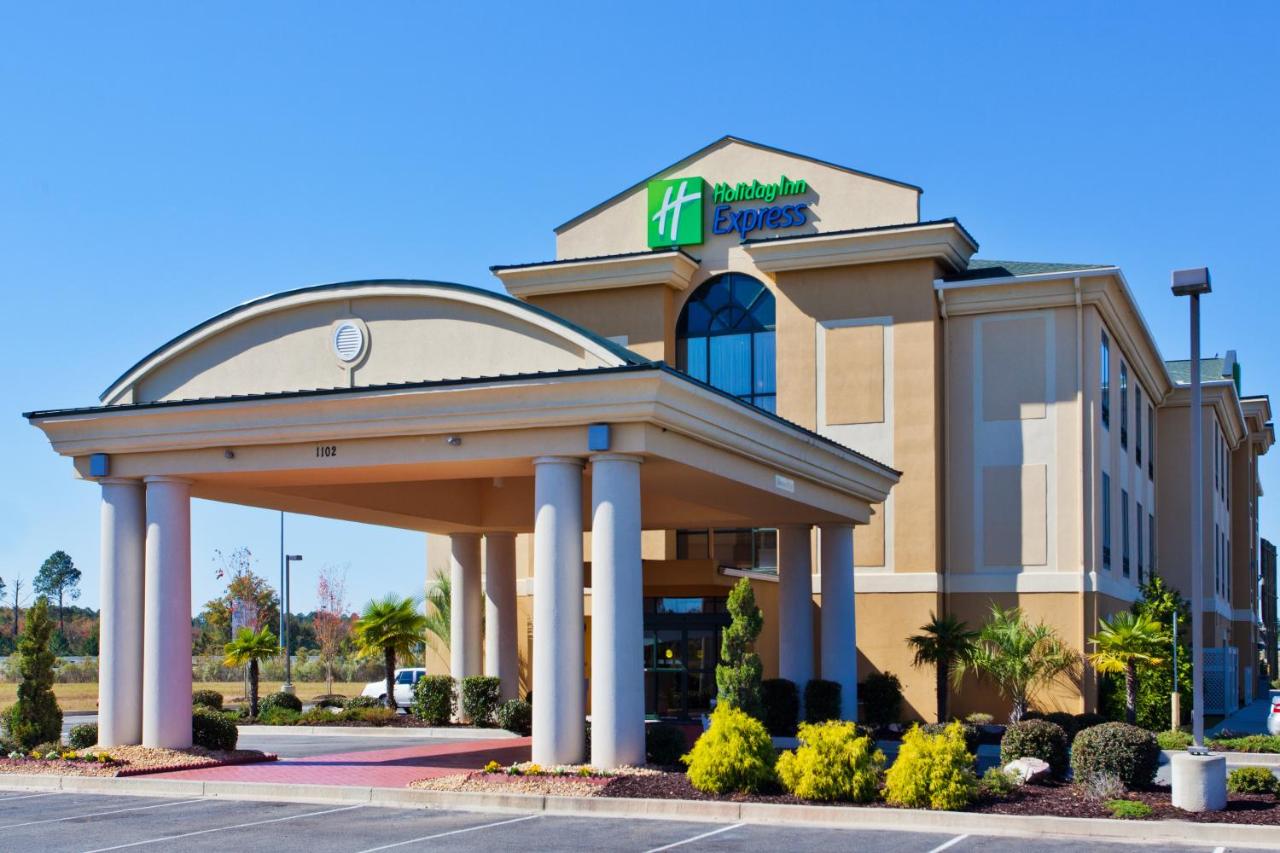 B&B Cordele - Holiday Inn Express Hotel & Suites Cordele North, an IHG Hotel - Bed and Breakfast Cordele